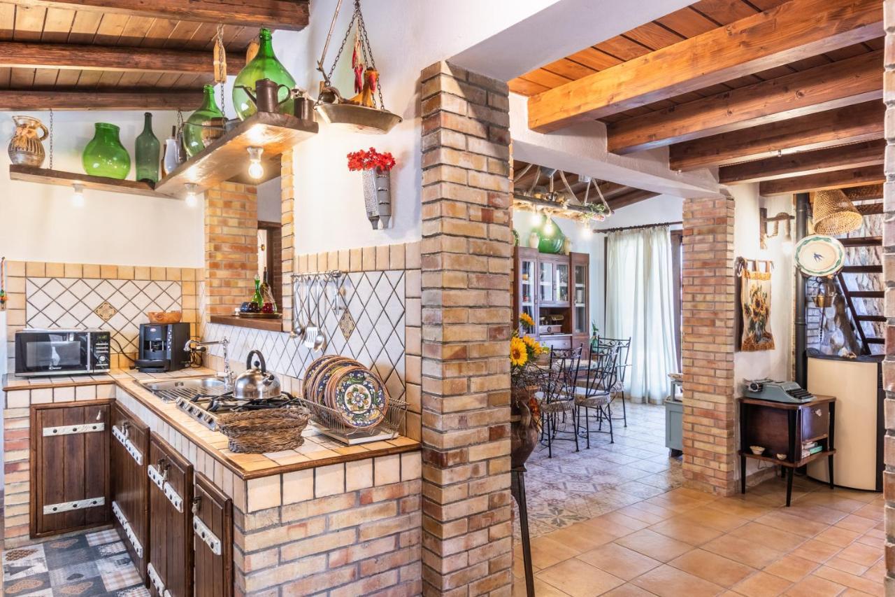 Villa Suq With Pool, Parking & Wifi Noto Exterior foto